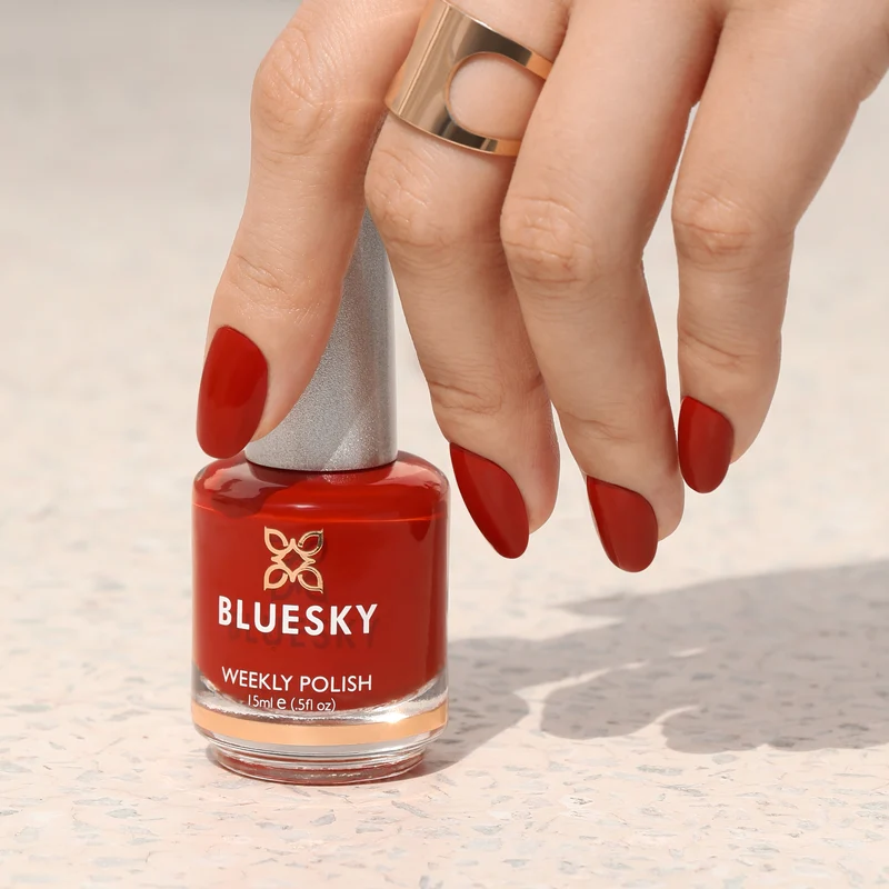 BLUESKY Nail Polish Weekly 92 Kiss Me Red 15ml