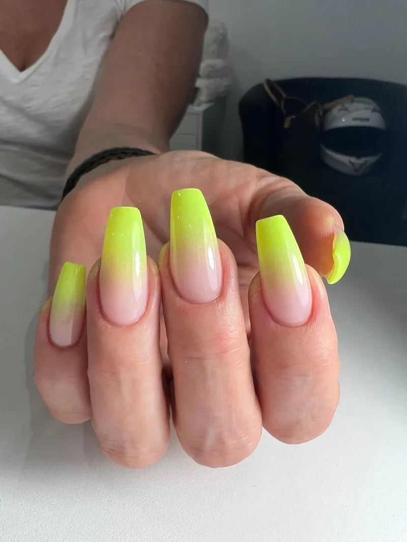 #502 Premium-DEKO Color Gel 5ml Neon Gelbgrün NOT FOR COSMETIC USE