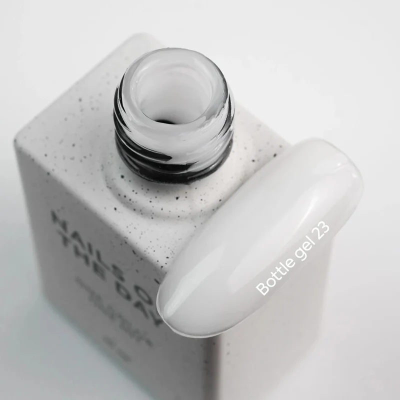 MILKY 23 Bottle Gel 10ml NAILS OF THE DAY