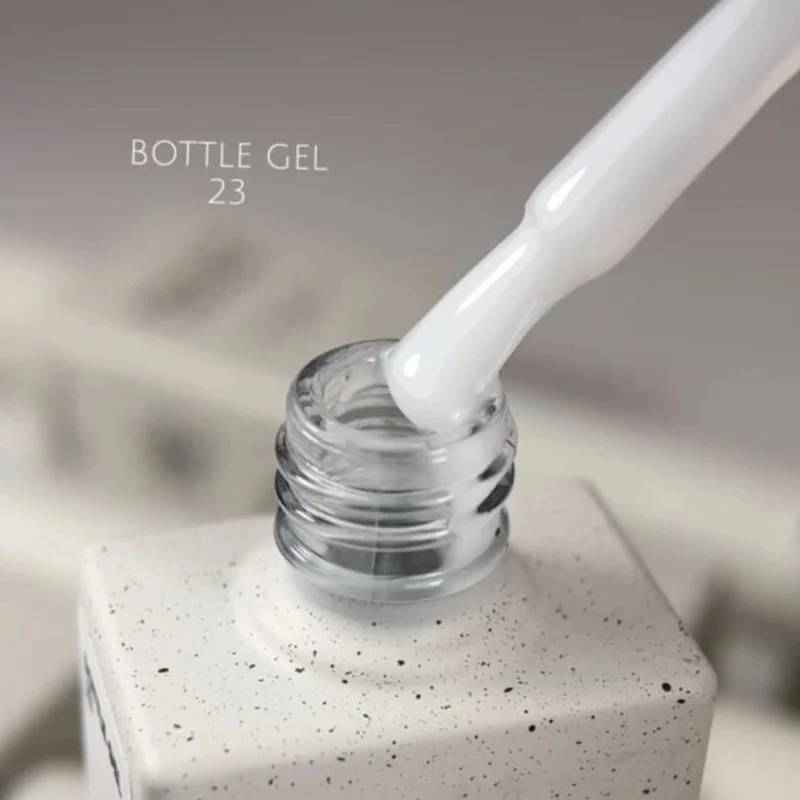 MILKY 23 Bottle Gel 10ml NAILS OF THE DAY