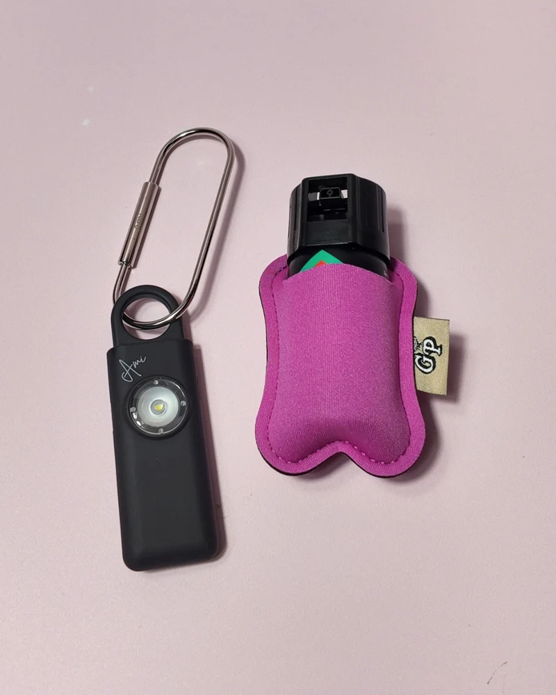Protect & Alert Kit | Ami Police-Alerted Alarm, Farbgel Spray & Clip-On Pouch