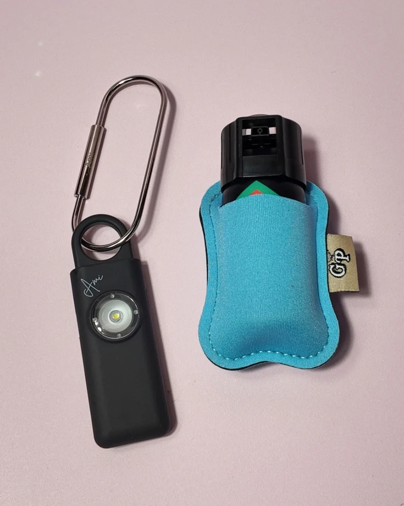Protect & Alert Kit | Ami Police-Alerted Alarm, Farbgel Spray & Clip-On Pouch