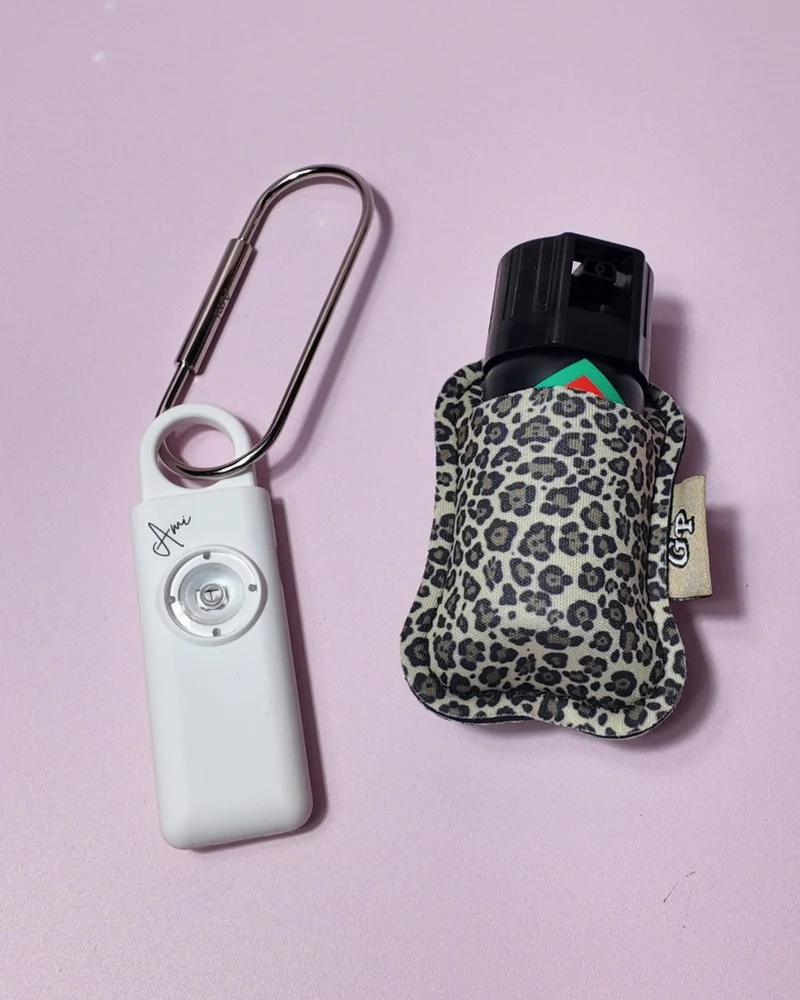 Protect & Alert Kit | Ami Police-Alerted Alarm, Farbgel Spray & Clip-On Pouch