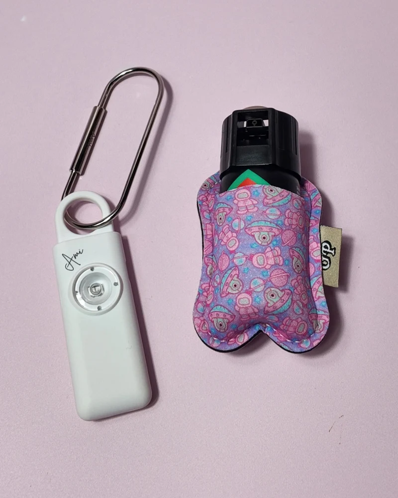 Protect & Alert Kit | Ami Police-Alerted Alarm, Farbgel Spray & Clip-On Pouch