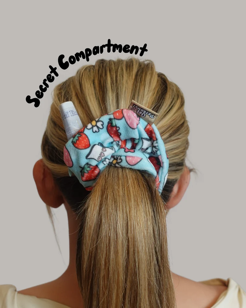 Safety Zip Scrunchie - Perfect for storing house key, medication, money, locker key....