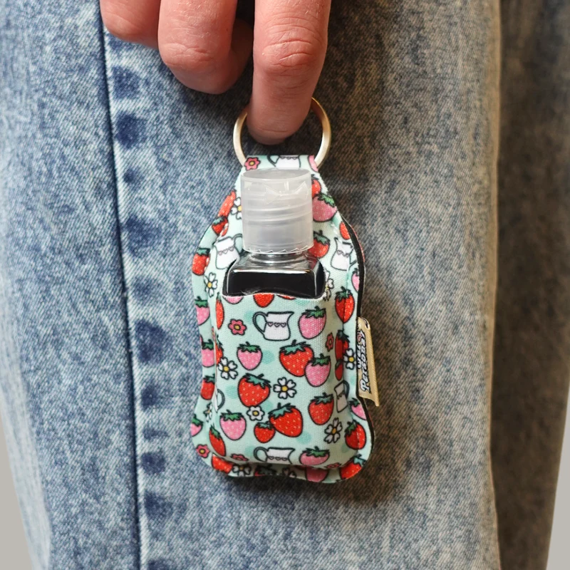Patterned Keyring clip on pouch & sanitiser bottle/Farbgel case