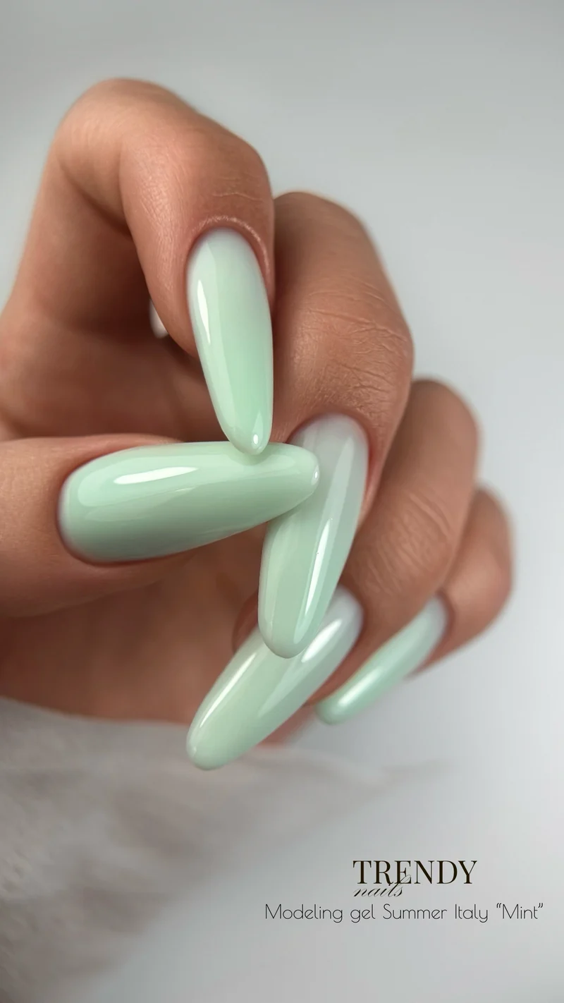 Modeling Gel selbstglättend „Mint“ von Trendy Nails (15/30ml)(TPO/HEMA-Free)