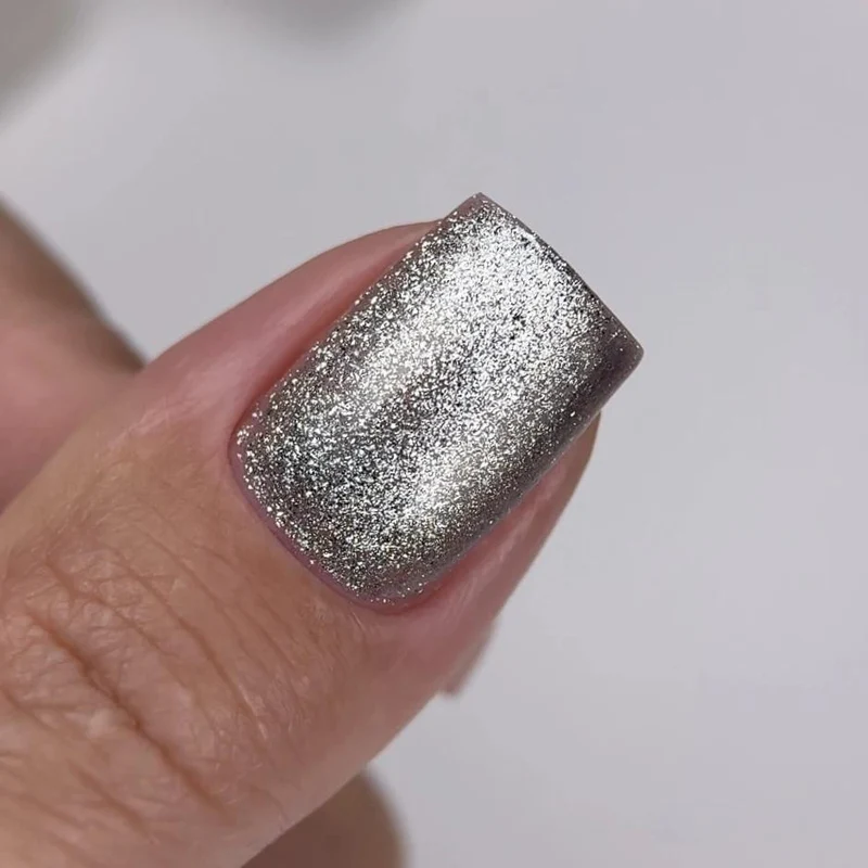 01 CAT EYE - GEL POLISH 6ml NAILS OF THE DAY