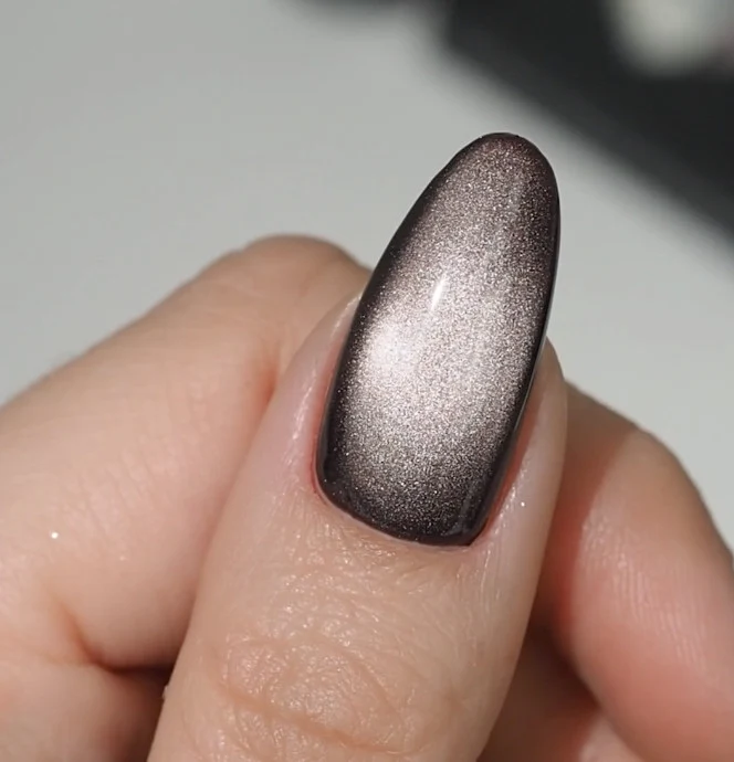 965 Chocolate Gloss - Cat Eye UV Nagellack 7ml Semilac