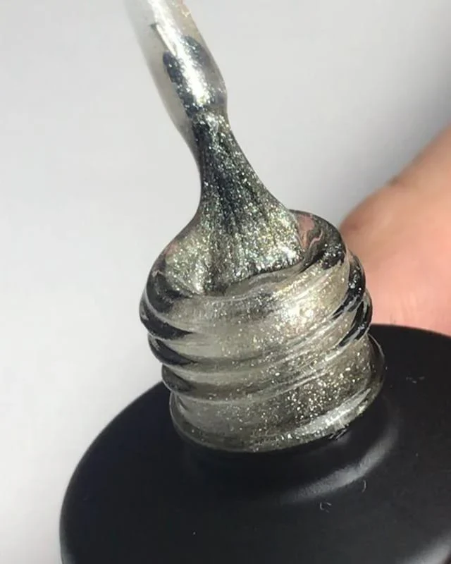 Luxio Champagne Gel nail polish