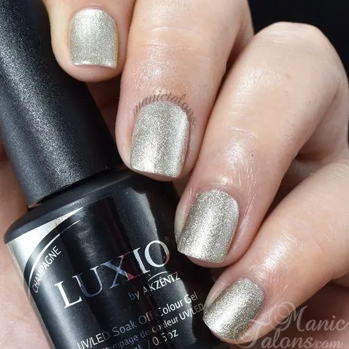 Luxio Champagne Gel nail polish