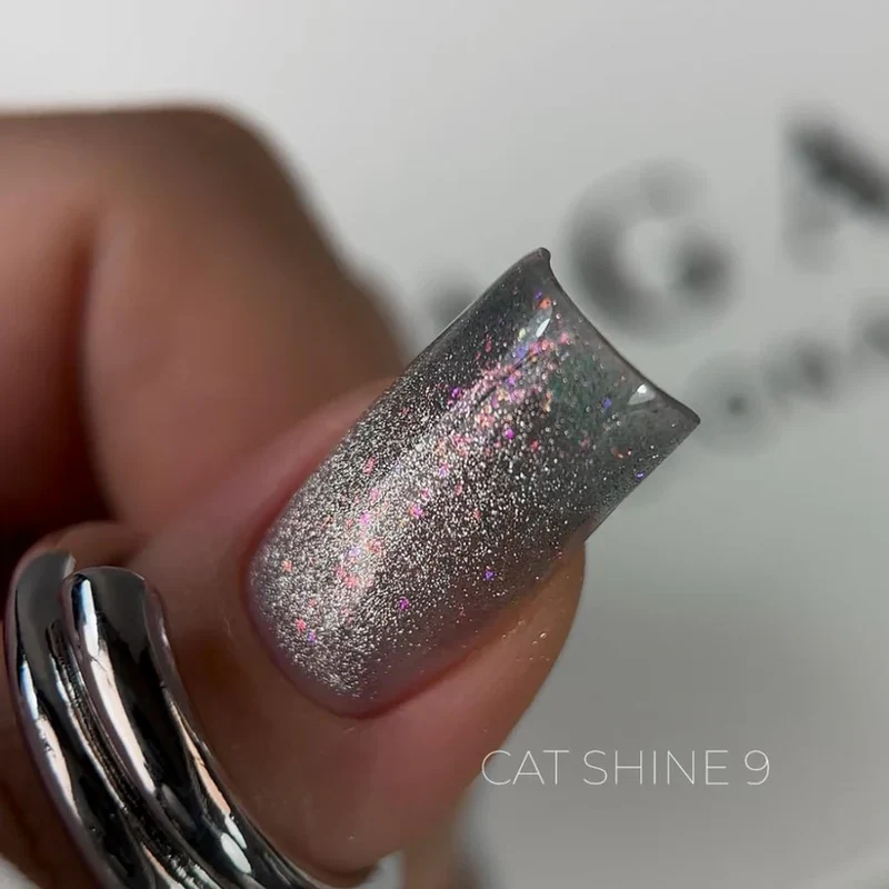 SAGA Cat Shine Gel Polish cat eye No.9 10ml
