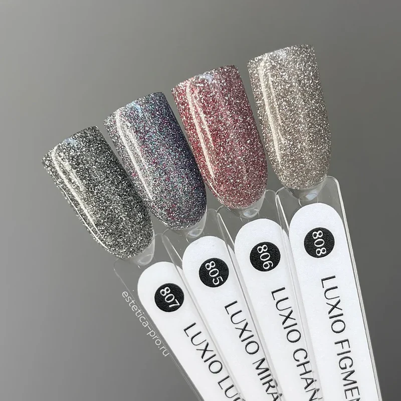 Luxio Lucid Gel nail polish