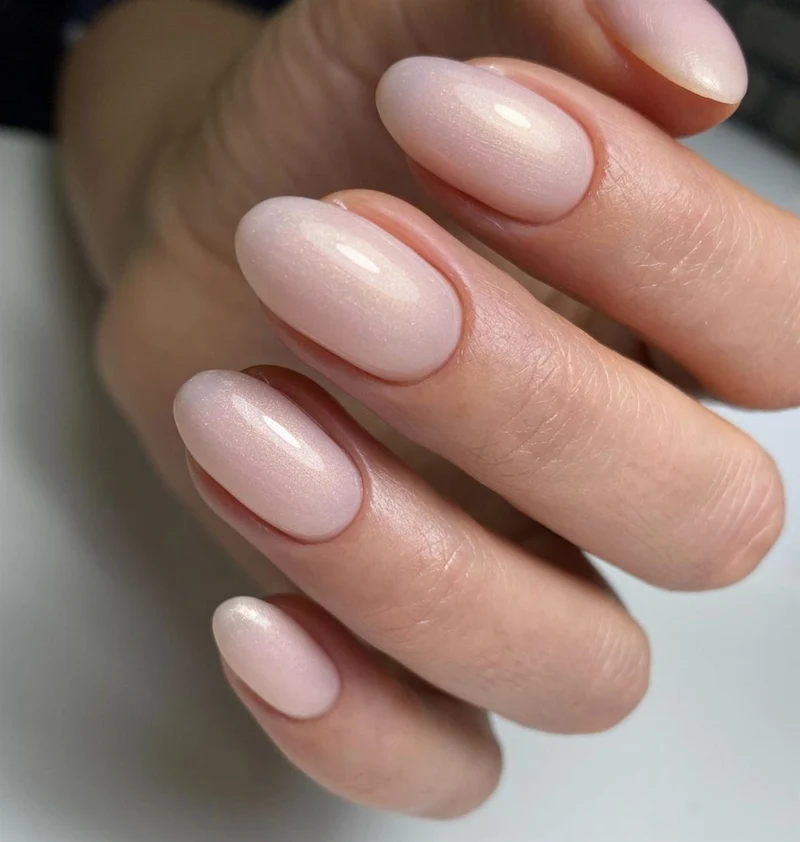 Luxio Luminous Chiffon Gel nail polish