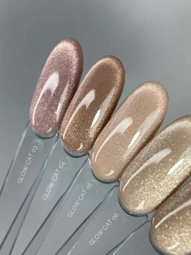 SAGA Glow Cat Gel Polish cat eye No.5 10ml