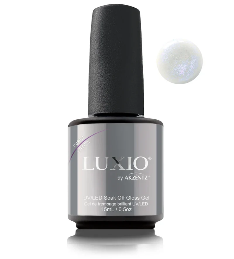 Luxio Purple effects Gel nail polish