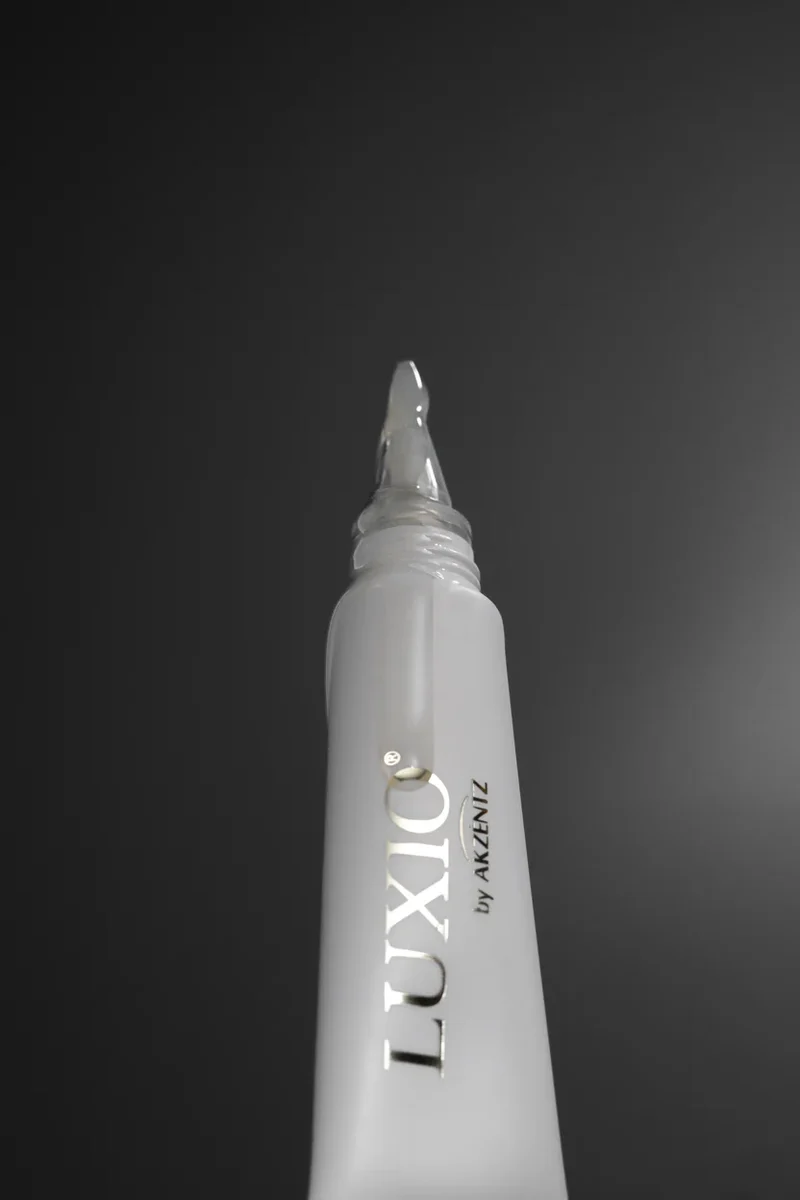 Luxio Nail + Cuticle Oil Tube