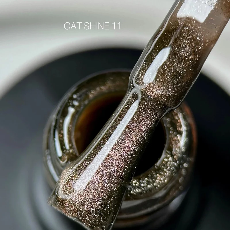 SAGA Cat Shine Gel Polish cat eye No.11 10ml
