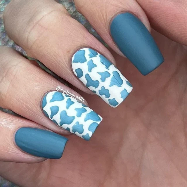 Maniology nail stamping plate m089 Animal Instinct