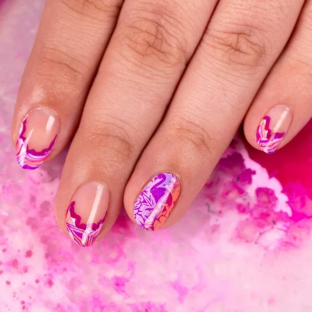 Maniology nail stamping plate xl476 Heart of Stone