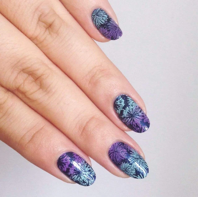 Maniology nail stamping plate m079 New Year Cheer