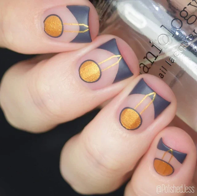 Maniology nail stamping plate m053 Love Your Accent