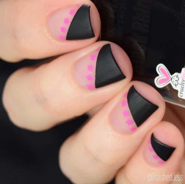 Maniology nail stamping plate m053 Love Your Accent