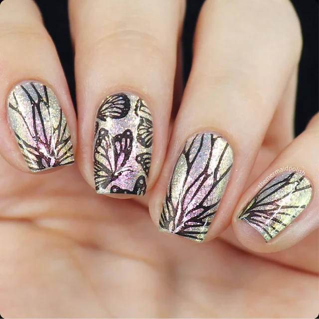 Maniology nail stamping plate mxm123 Flutter Pirouette