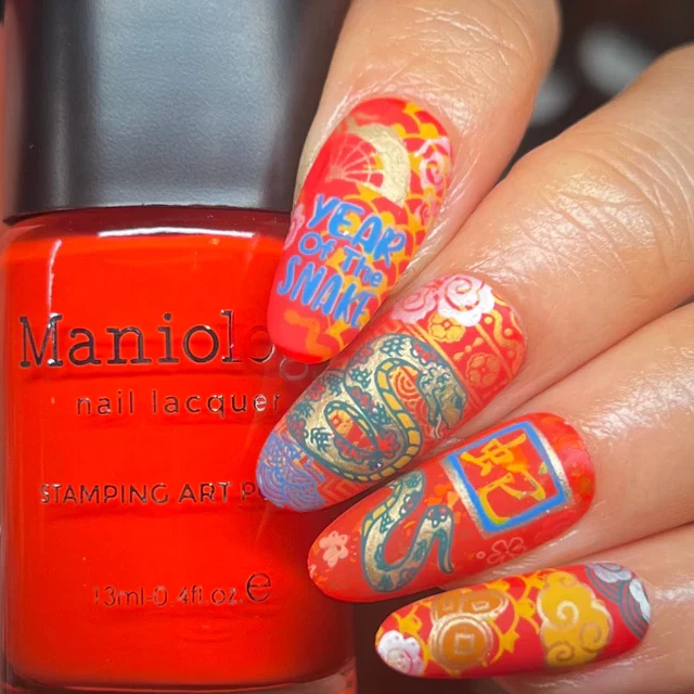 Maniology nail stamping plate m556 Lunar New Year: Snake
