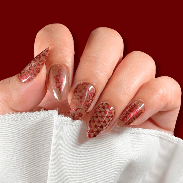Maniology nail stamping plate m556 Lunar New Year: Snake