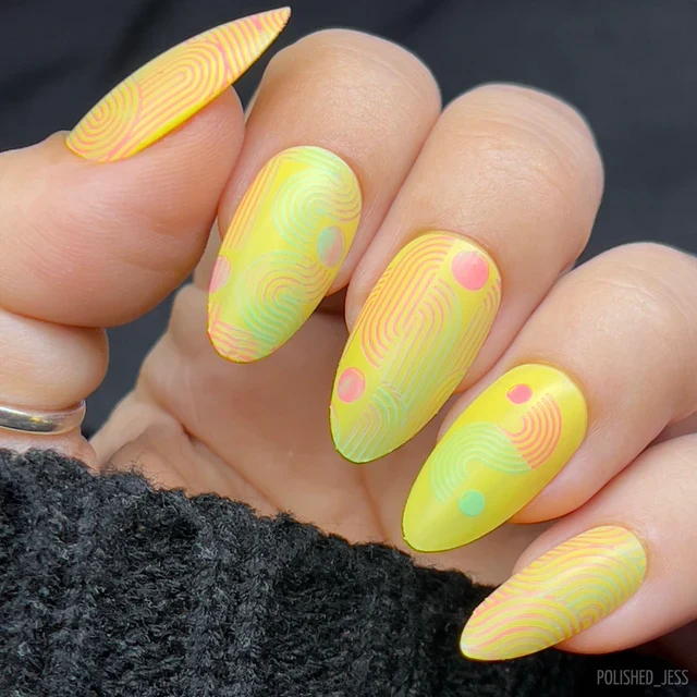 Maniology nail stamping plate m521 Retro Lines