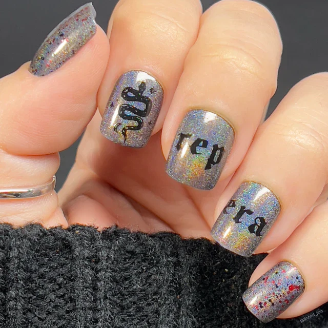 Maniology nail stamping plate m440 Old English Font