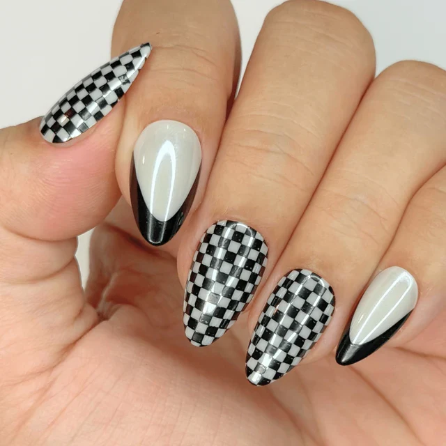 Maniology nail stamping plate m326 Checkmate