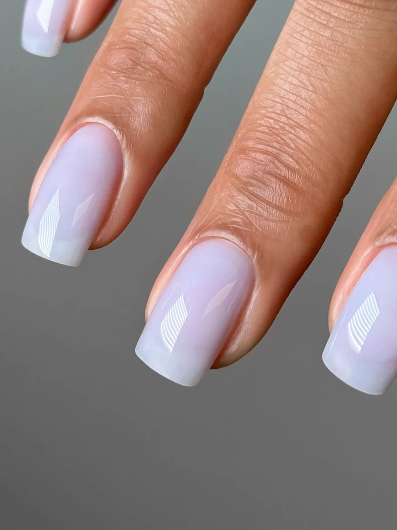 Luxio Cumulus Gel nail polish