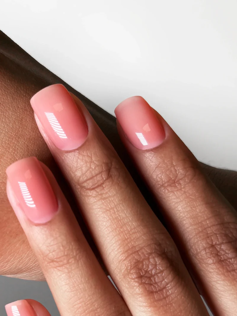 Luxio Soleil Gel nail polish