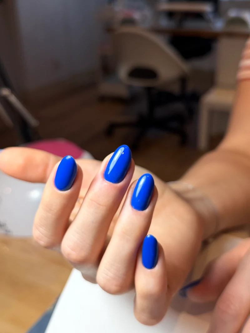 Luxio Lookout Klein Blue gel nail polish