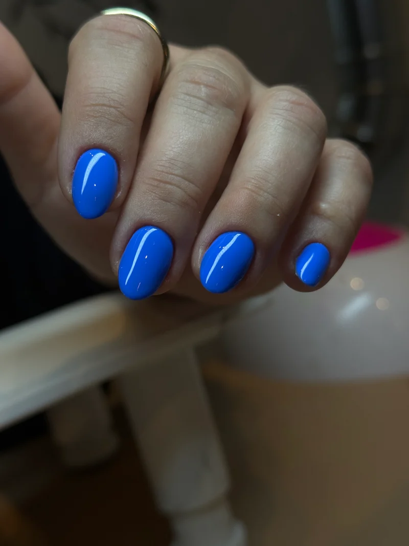 Luxio Fanfare Blue gel nail polish