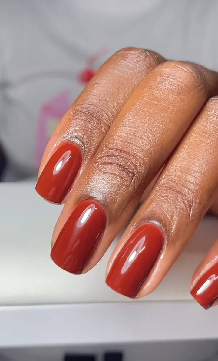Luxio Roulette Gel nail polish