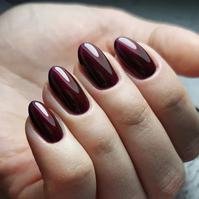 Luxio Potion Burgundy (shimmer) Gel nail polish