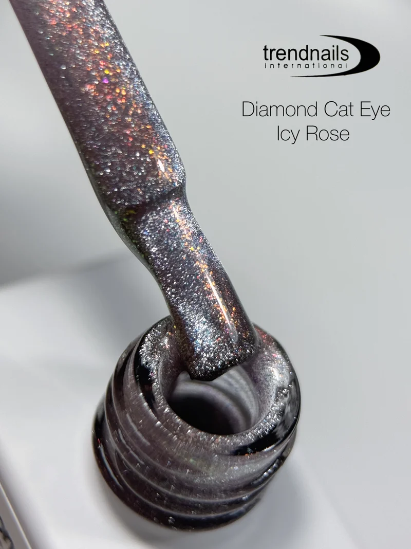 Diamond Cat Eye Gel Polish Icy Rose 12ml von Trendnails TPO-Free