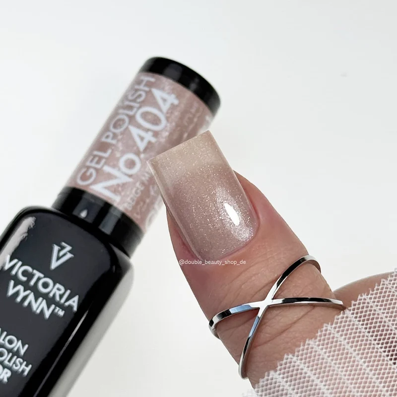 404 Beige me Baby - Cat Eye Gel polish 8ml VICTORIA VYNN