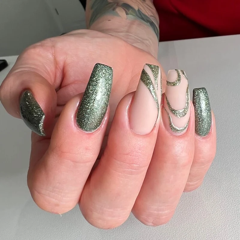 #645 Premium-GLITTER Color Gel 5ml Grün