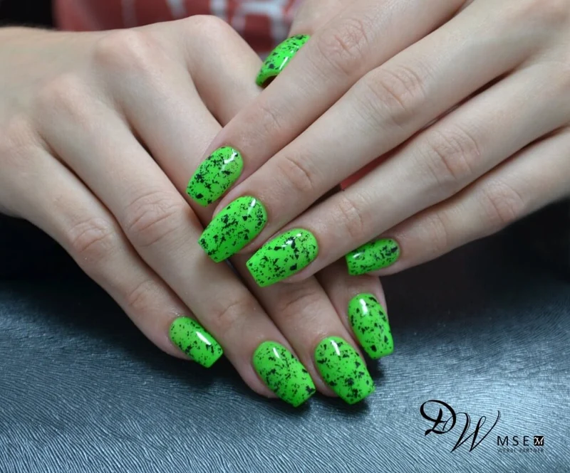 #504 Premium-DEKO Color Gel 5ml Neon Grün NOT FOR COSMETIC USE