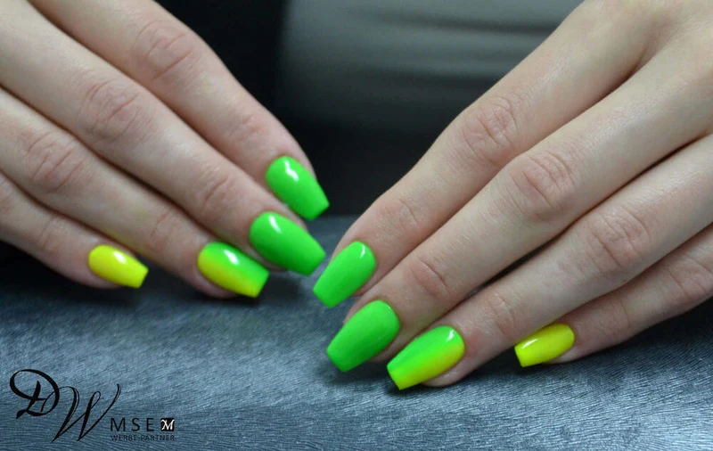 #503 Premium-DEKO Color Gel 5ml Neon Zitrone