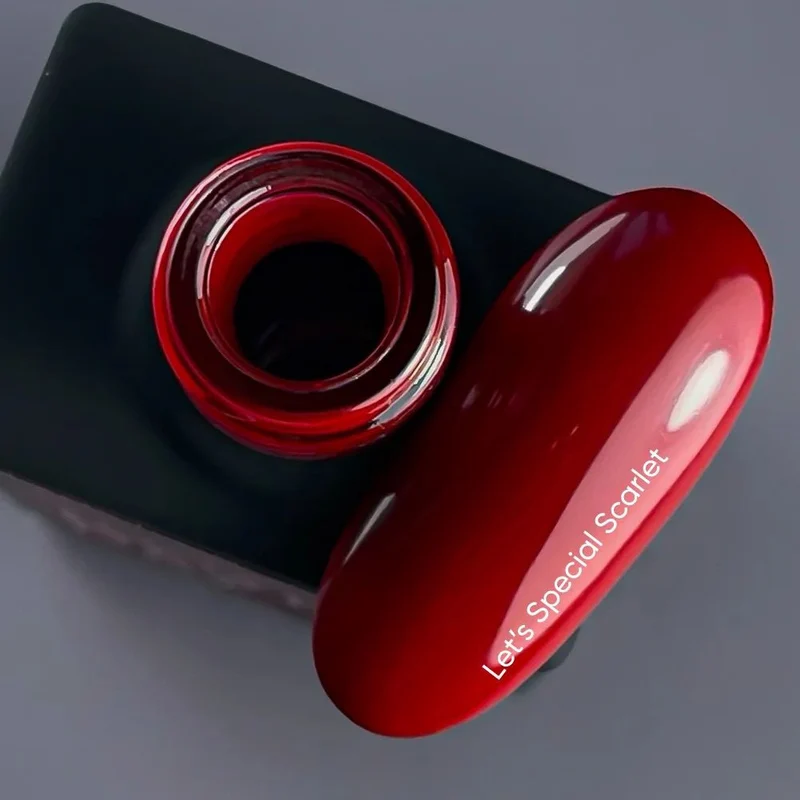 Scarlet - GEL POLISH 10ml NAILS OF THE DAY