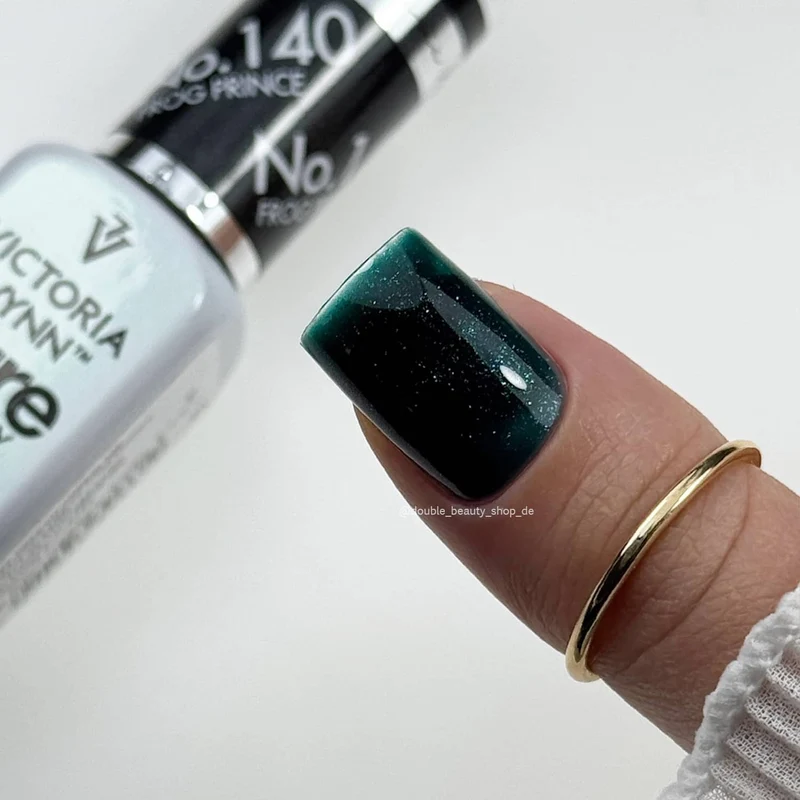 140 Frog Prince — Gel polish Pure Creamy 8ml VICTORIA VYNN