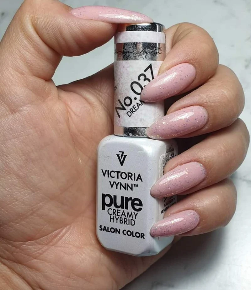 037 Dream Girl — Gel polish Pure Creamy 8ml VICTORIA VYNN