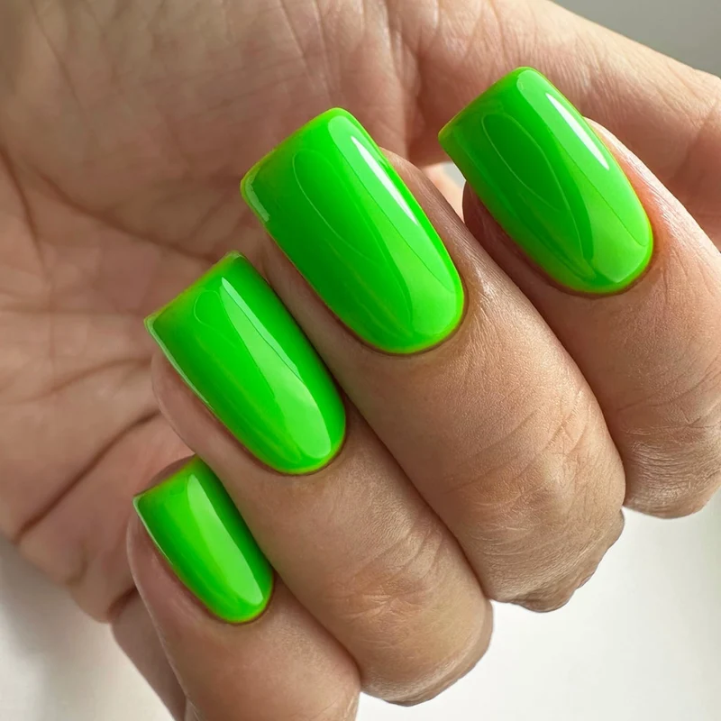 PNB green gel nail polish 114 Surprise