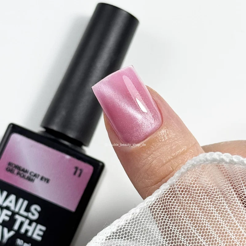 11 KOREAN CAT EYE - GEL POLISH 10ml NAILS OF THE DAY