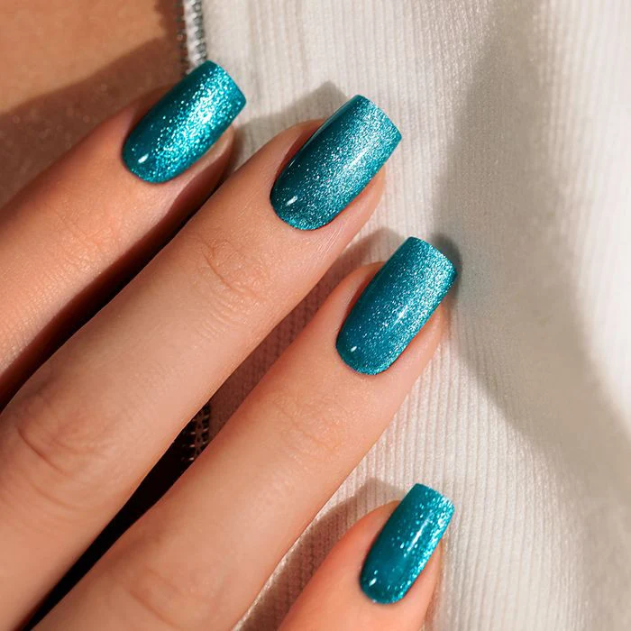 395 Cat Eye Siri - Gel polish 8ml VICTORIA VYNN